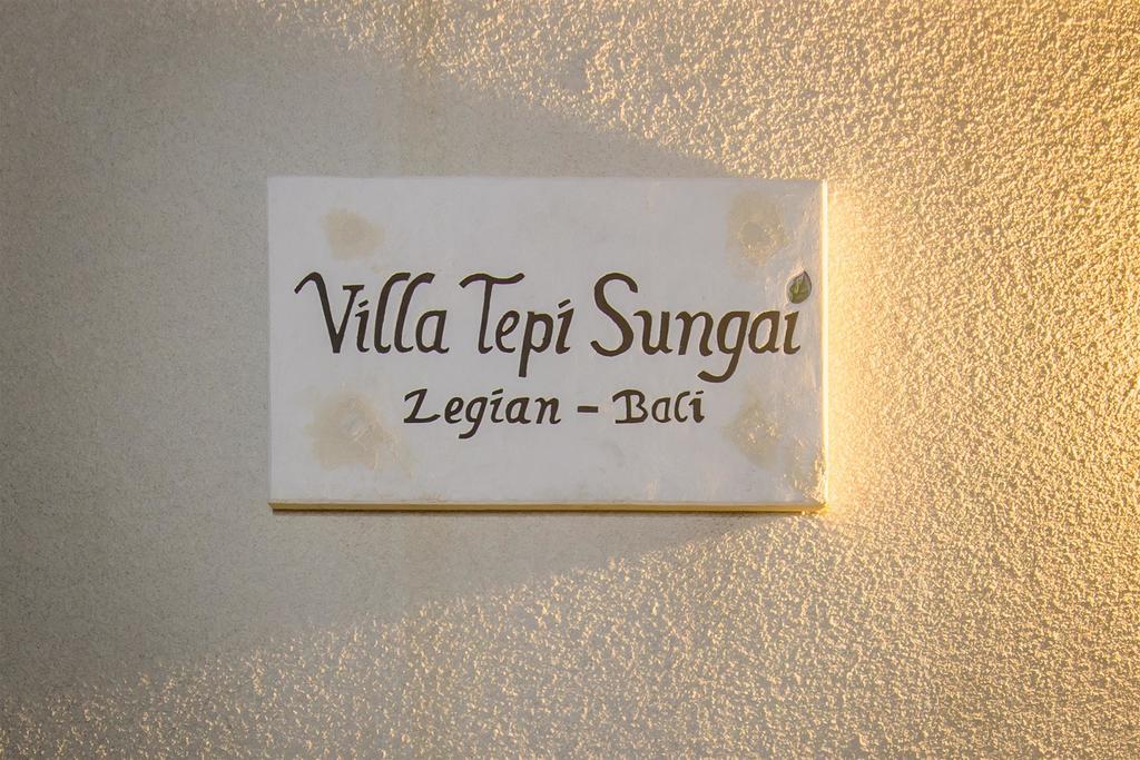 Villa Tepi Sungai Legian Habitación foto