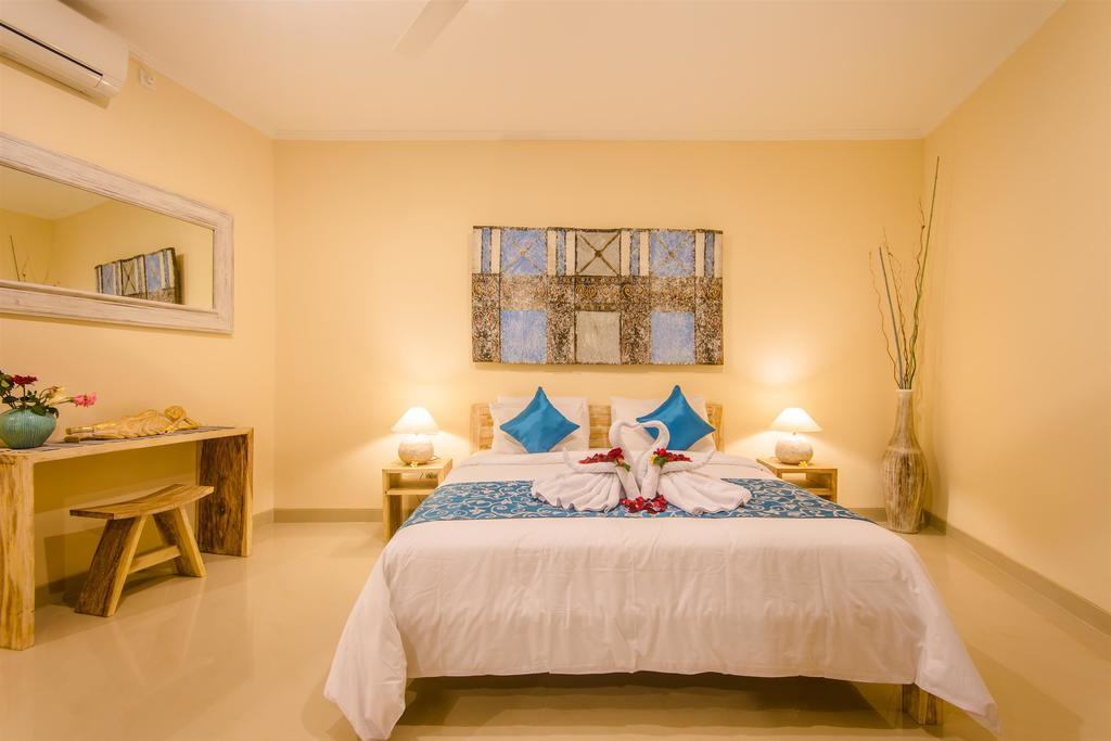 Villa Tepi Sungai Legian Habitación foto