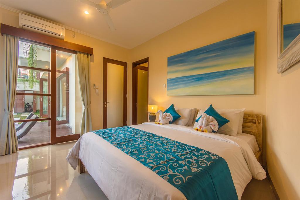Villa Tepi Sungai Legian Habitación foto
