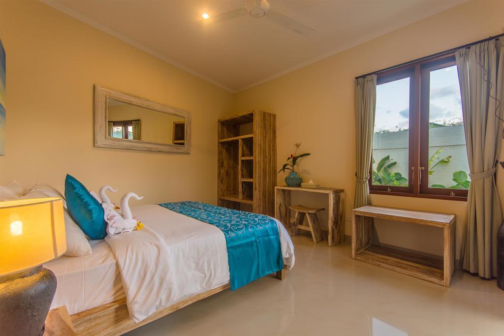 Villa Tepi Sungai Legian Habitación foto