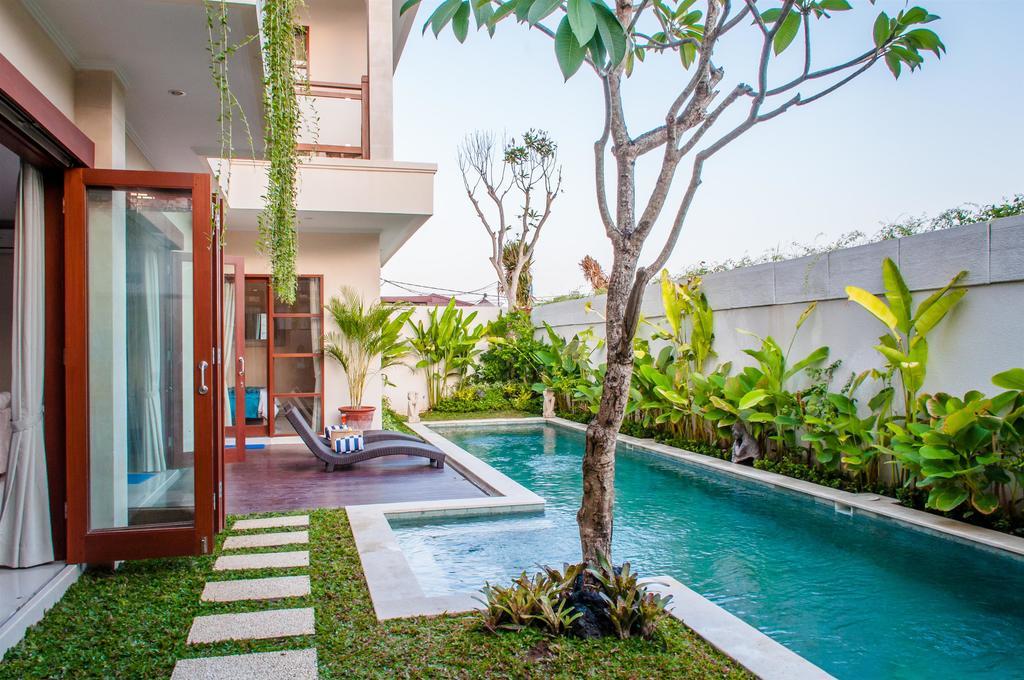 Villa Tepi Sungai Legian Habitación foto